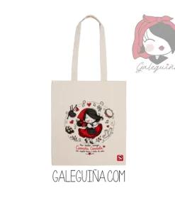 Bolsa Carmiña Carmela de Galeguiña en algodón natural con ilustración inspirada en la música popular gallega