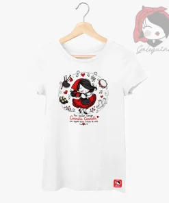 Camiseta Carmiña Carmela de Galeguiña para mujer con diseño inspirado en la música tradicional gallega